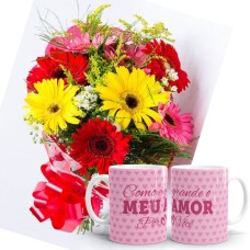MB24-Mini Buquê com 6 Gerberas Coloridas+1Caneca Plastico 330ml "Como é grande o meu amor"