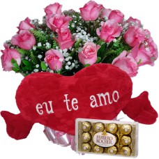 BPC14-Buquê 12 Rosas cor Rosa+Chocolate 12un+Coração Grande "Eu Te Amo" 48x52