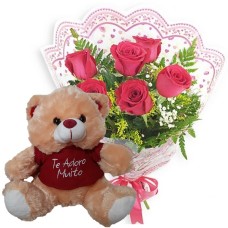 MB65-Mini buquê com 6 Rosas Vermelhas+Urso 25cm "Te Adoro Muito"